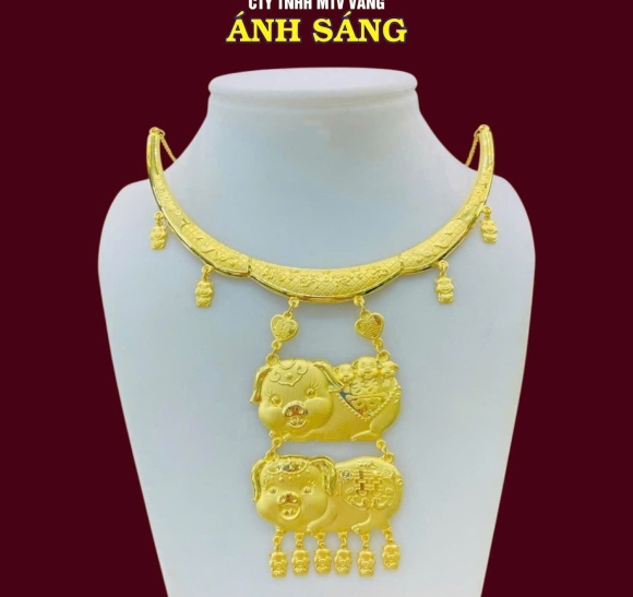 Dây Chuyền Cưới Con Heo ASJ008